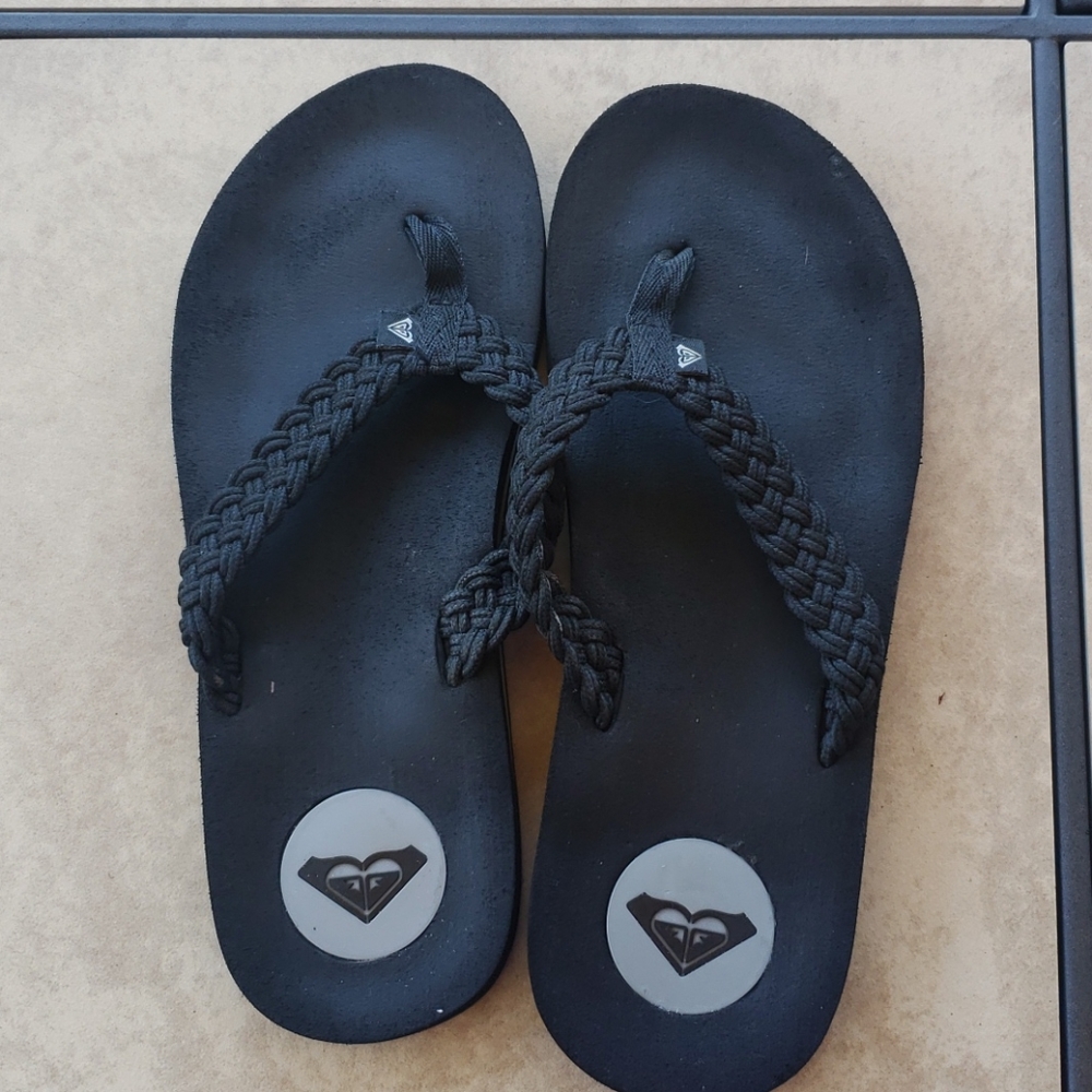 Roxy flip flops